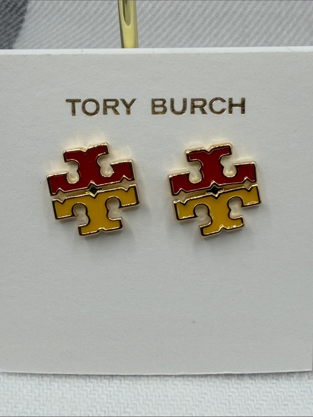 Tory Burch Kira stud earrings (62-63)